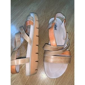 Umberto Raffini Slingback Comfort Beige Sandals Velcro Closure Euro 40 US 9